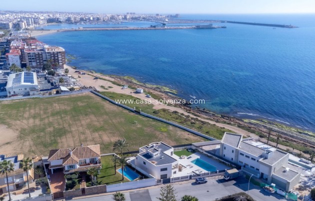Resale - Villa - Torrevieja - La Valeta
