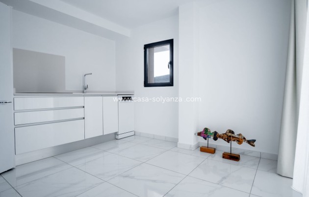 Resale - Villa - Torrevieja - La Valeta