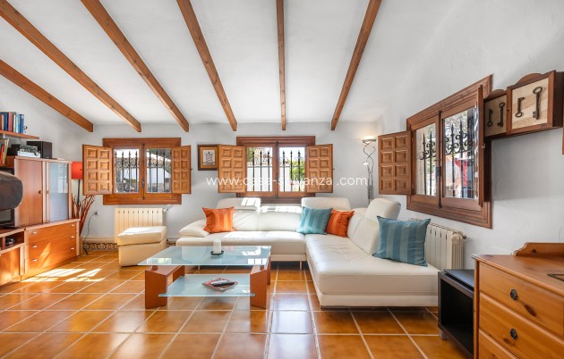 Reventa - Villa - Orihuela - Inland