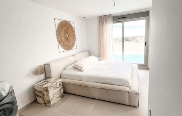 Wiederverkauf - Villa - San Miguel de Salinas