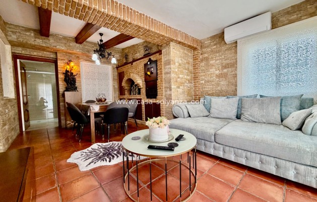 Resale - Villa - Orihuela Costa - La Zenia