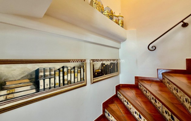 Resale - Villa - Orihuela Costa - La Zenia