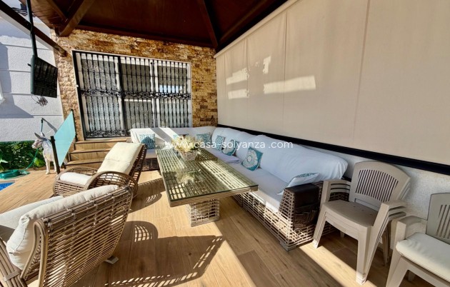 Resale - Villa - Orihuela Costa - La Zenia