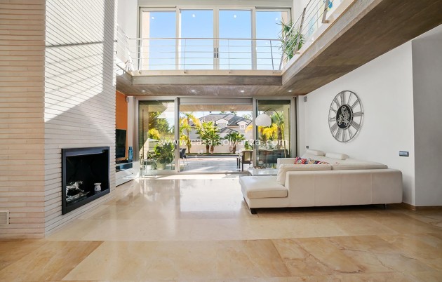 Wiederverkauf - Villa - Alicante - Campoamor