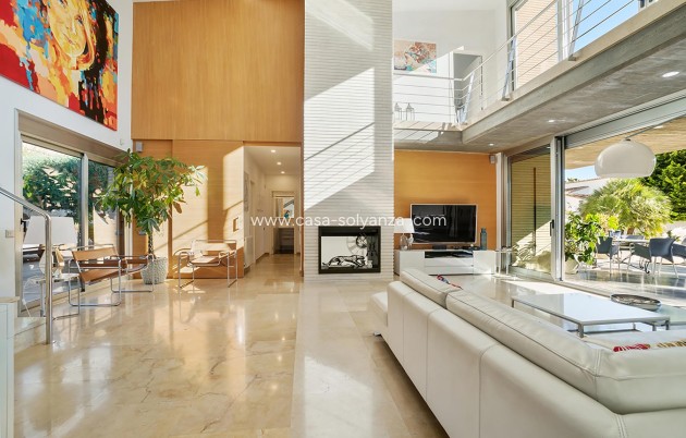 Wiederverkauf - Villa - Alicante - Campoamor