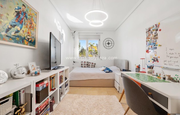 Wiederverkauf - Villa - Alicante - Campoamor