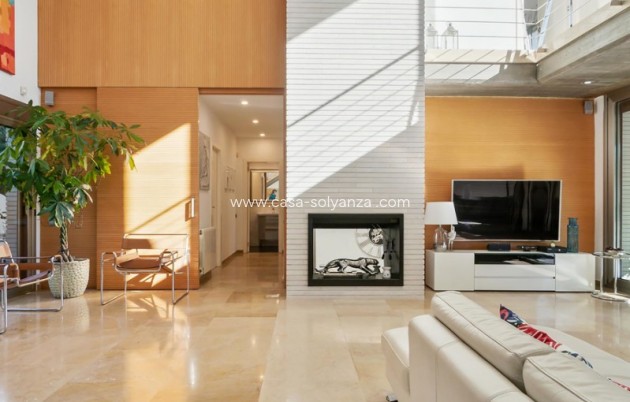 Wiederverkauf - Villa - Alicante - Campoamor