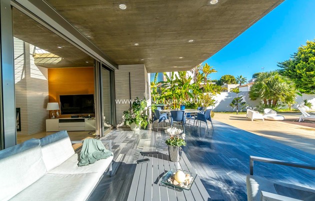 Wiederverkauf - Villa - Alicante - Campoamor