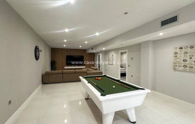 Herverkoop - Villa - Orihuela Costa - Costa Blanca