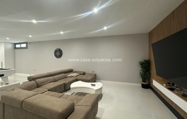 Herverkoop - Villa - Orihuela Costa - Costa Blanca