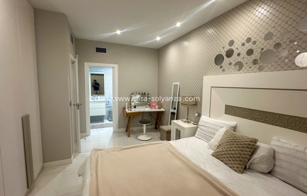 Herverkoop - Villa - Orihuela Costa - Costa Blanca