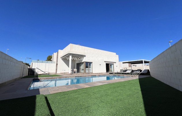 Herverkoop - Villa - Orihuela Costa - Costa Blanca