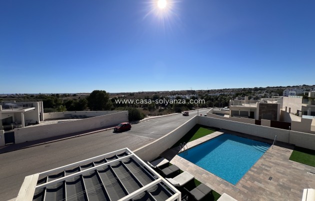 Herverkoop - Villa - Orihuela Costa - Costa Blanca