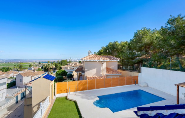 Wiederverkauf - Villa - Ciudad De Las Comunicaciones - Costa Blanca