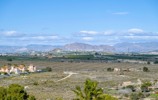 Wiederverkauf - Villa - Ciudad De Las Comunicaciones - Costa Blanca
