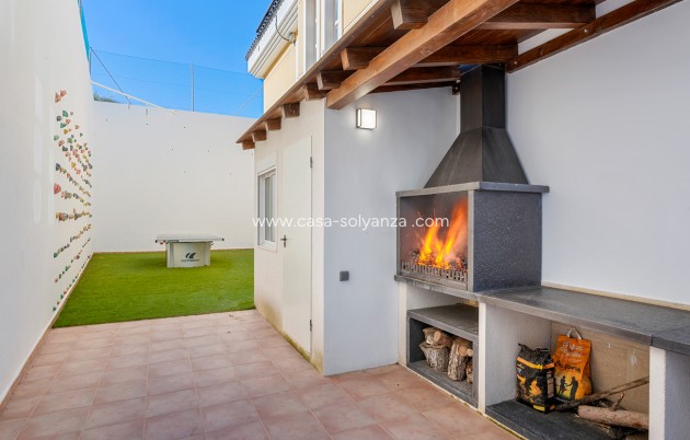 Wiederverkauf - Villa - Ciudad De Las Comunicaciones - Costa Blanca