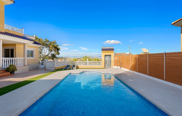 Wiederverkauf - Villa - Ciudad De Las Comunicaciones - Costa Blanca