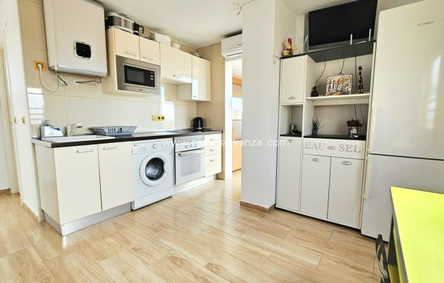 Herverkoop - Appartement / flat - Torrevieja - Nueva Torrevieja