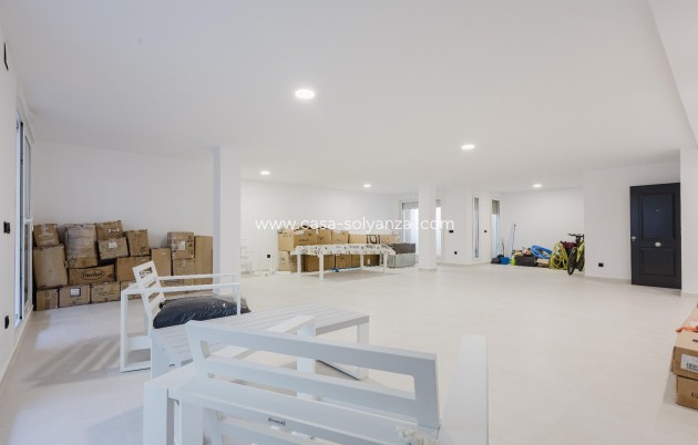 Resale - Villa - Algorfa - Golf La Finca
