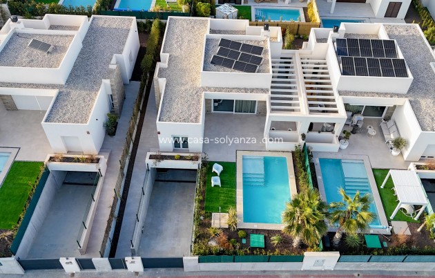 Resale - Villa - Algorfa - Golf La Finca