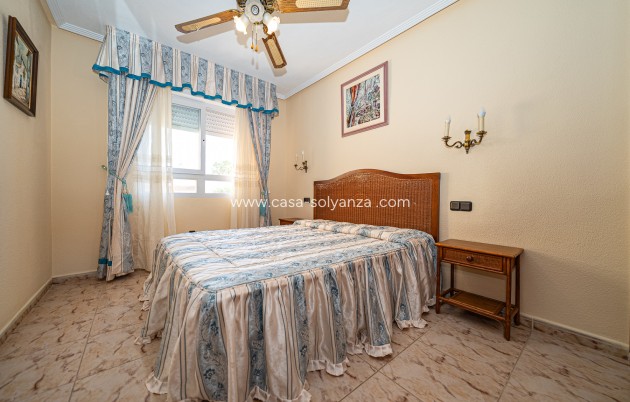 Wiederverkauf - Villa - Torrevieja - El Chaparral