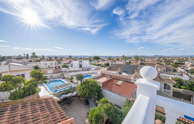 Wiederverkauf - Villa - Torrevieja - El Chaparral