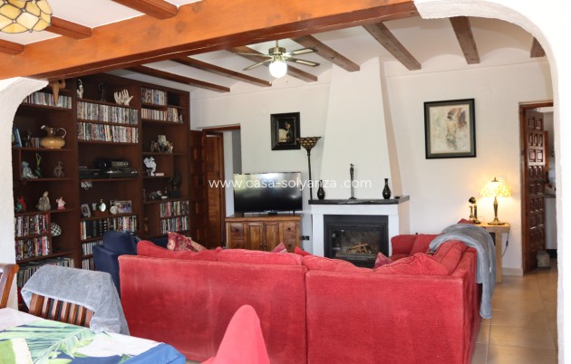 Reventa - Villa - Orba - Inland