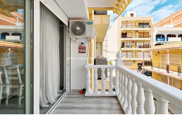 Herverkoop - Appartement / flat - Torrevieja - Center