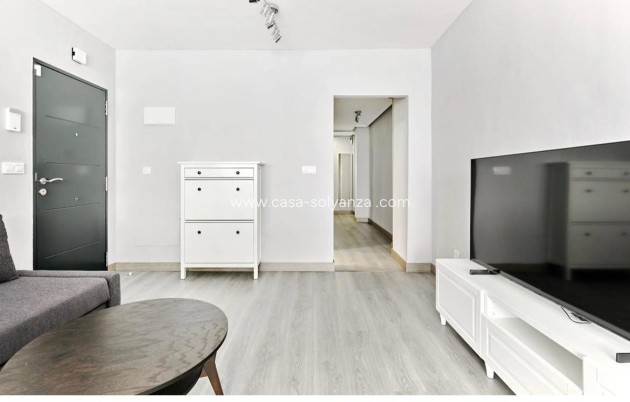 Herverkoop - Appartement / flat - Torrevieja - Center