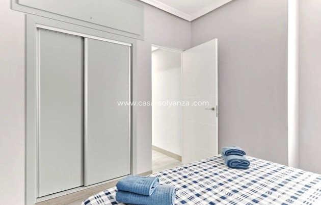 Herverkoop - Appartement / flat - Torrevieja - Center