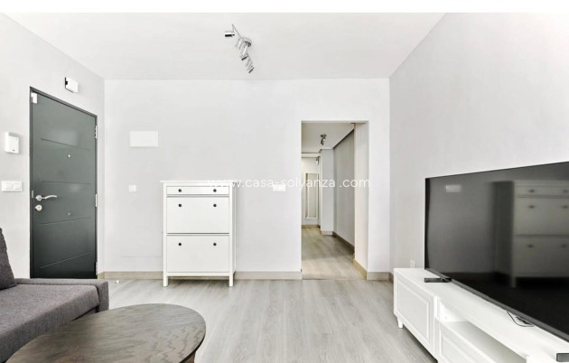 Herverkoop - Appartement / flat - Torrevieja - Center