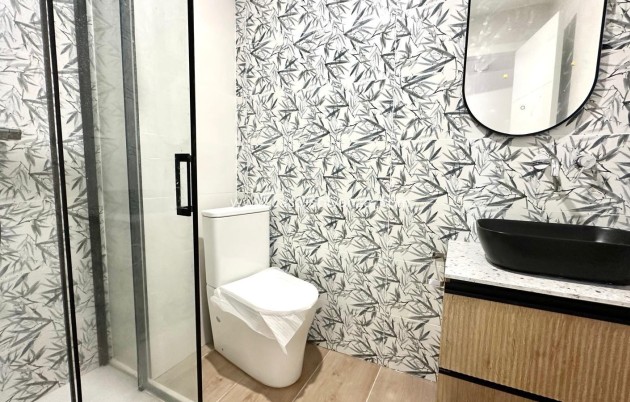 Herverkoop - Appartement / flat - Torrevieja - Center