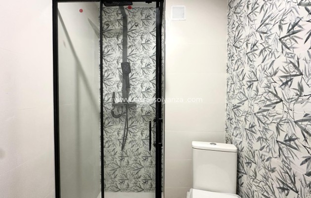 Herverkoop - Appartement / flat - Torrevieja - Center