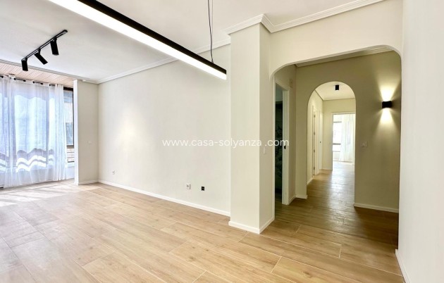Herverkoop - Appartement / flat - Torrevieja - Center