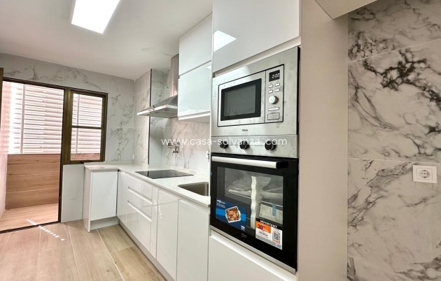 Herverkoop - Appartement / flat - Torrevieja - Center