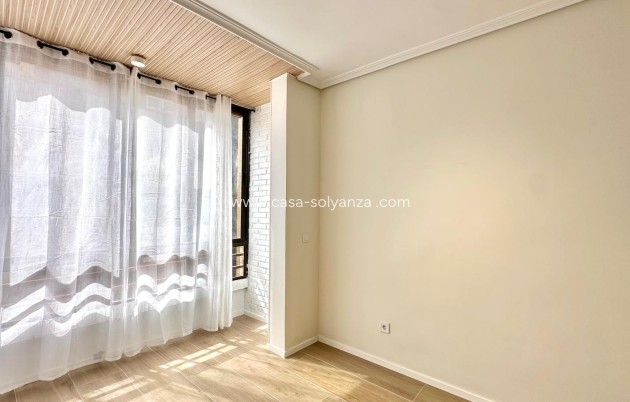 Herverkoop - Appartement / flat - Torrevieja - Center