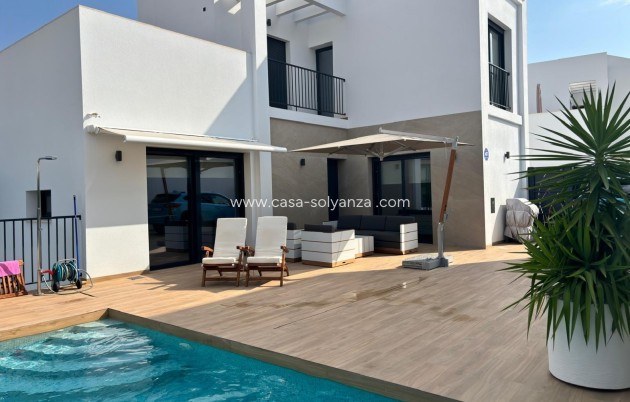 Herverkoop - Villa - Ciudad Quesada