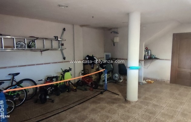 Resale - Villa - Caudete
