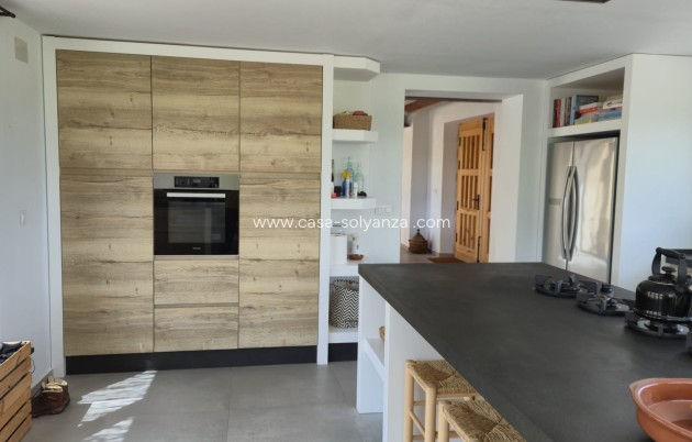 Reventa - Comercial - Almansa