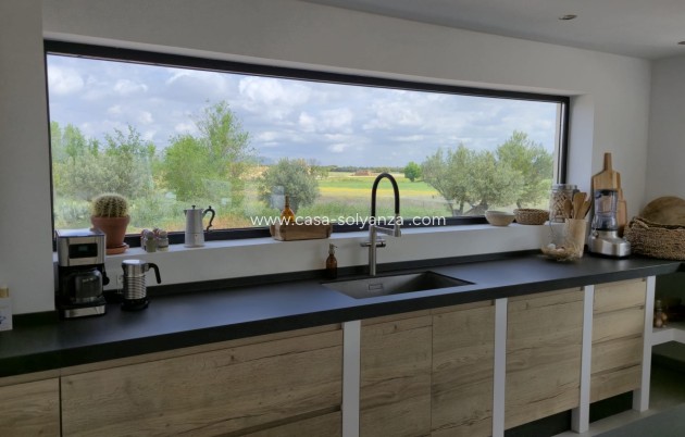 Reventa - Comercial - Almansa