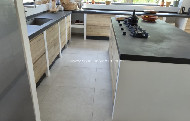 Reventa - Comercial - Almansa