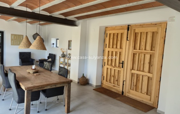 Reventa - Comercial - Almansa