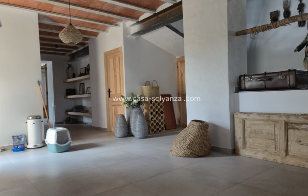 Reventa - Comercial - Almansa