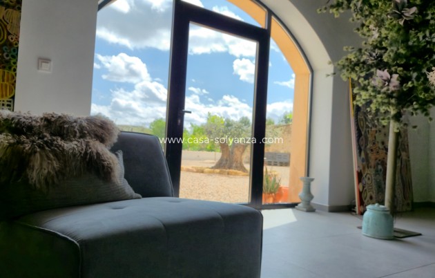 Reventa - Comercial - Almansa