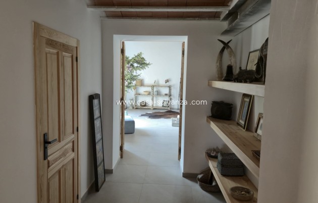 Reventa - Comercial - Almansa
