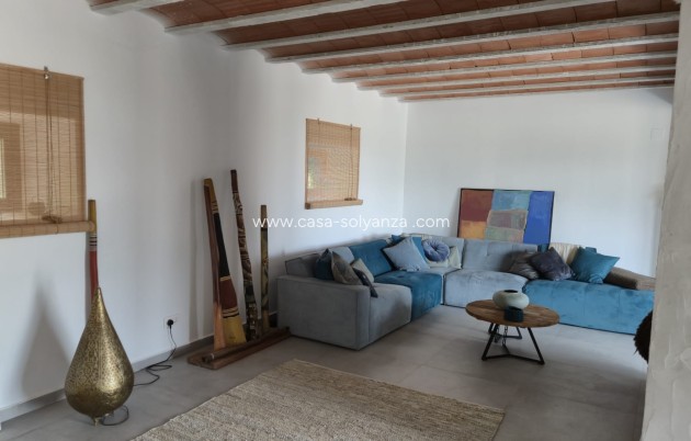 Reventa - Comercial - Almansa
