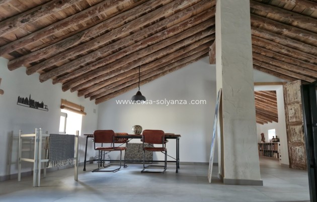 Reventa - Comercial - Almansa