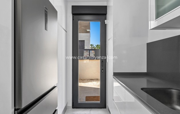 Herverkoop - Villa - Torrevieja