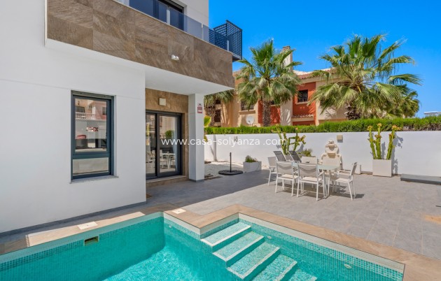 Herverkoop - Villa - Torrevieja