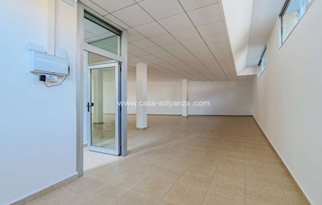 Herverkoop - Business local - Torrevieja - Antonio Machado